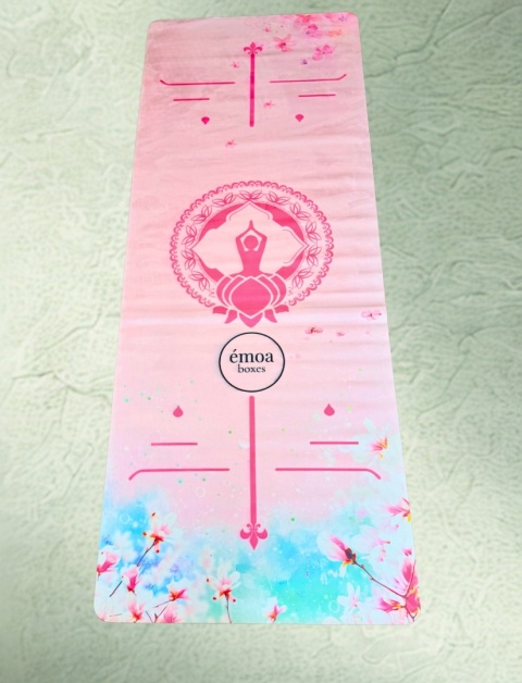 Mata podróżna do jogi – lekka, składana i zawsze gotowa na Twoją praktykę.