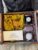 Satin & Soul Premium Box – świeca, szlafrok, mydło Lotosu i kula do kąpieli w rytuale relaksu