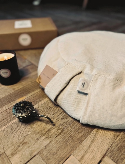 🧘‍♀️ Zafu – rytuał obecności