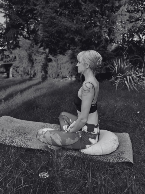 🧘‍♀️ Zafu – jak poprawnie siedzieć