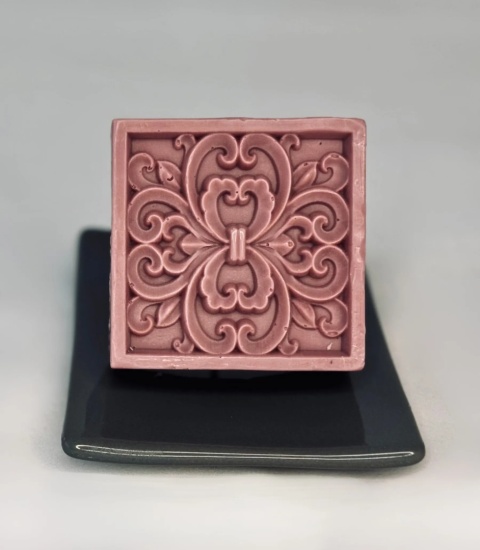 Ręcznie robione mydło w kształcie Kwiecistym