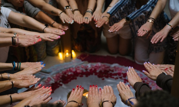 🔥 Joga Kundalini – technologia przebudzenia, która prowadzi do harmonii ciała, umysłu i ducha